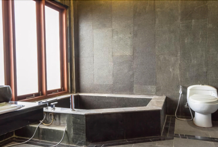 Bathroom, NEW NIPAH RESORT (permanently closed), Batam