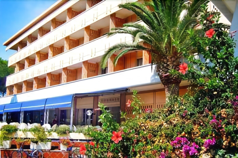Exterior & Views, Park Hotel, Caserta