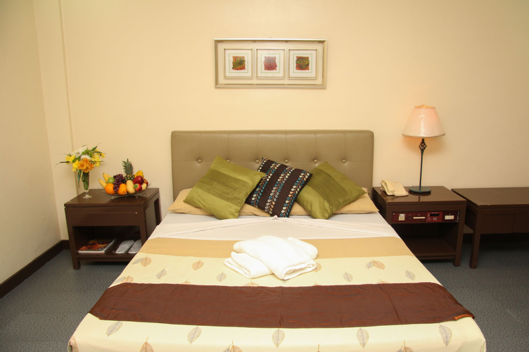 Riverview Resort & Conference Center, Calamba City