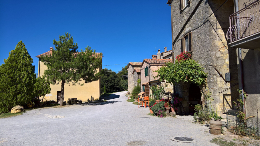 Exterior & Views 2, Il Borgo del Lupo, Siena