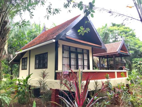 Sweet Home 2, K. Ko Kut