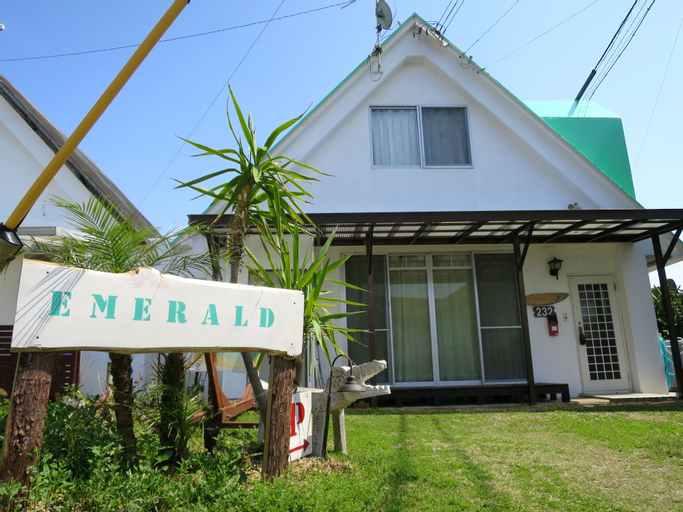 Emerald inn, Motobu