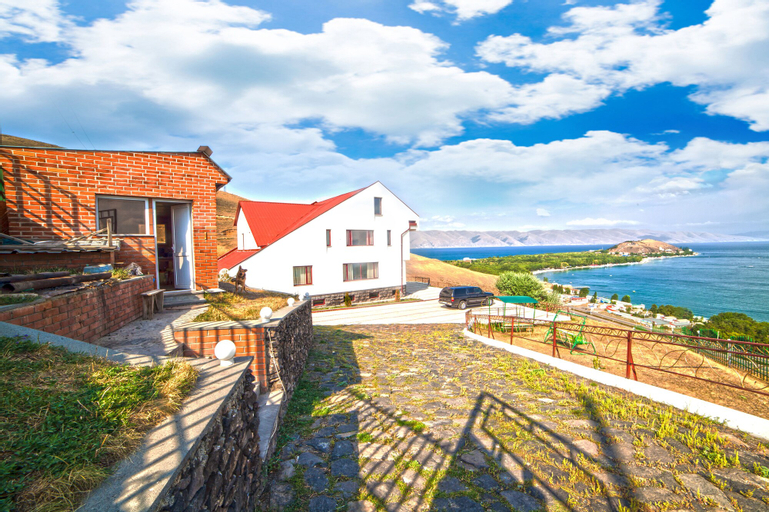 Cross Sevan Villa,