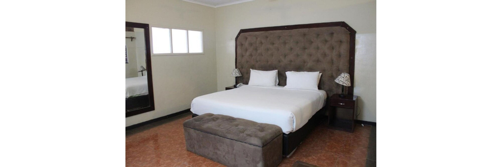 Orange Grove Motel, Makonde