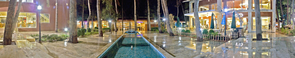 Arsan Otel, Merkez
