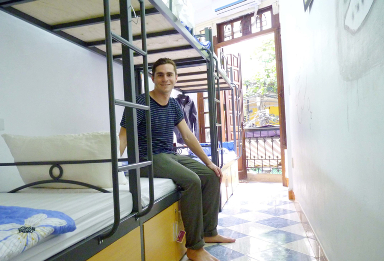 Daisy Hostel, Hoàn Kiếm