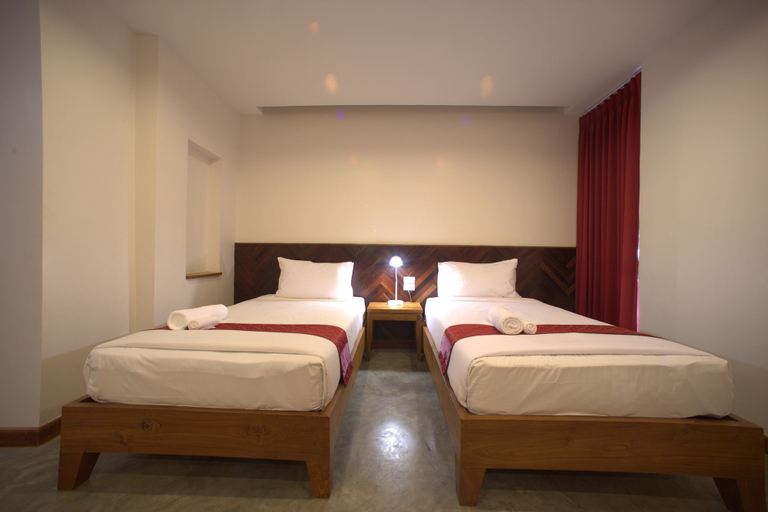 J2 Hotel, Mae Sot