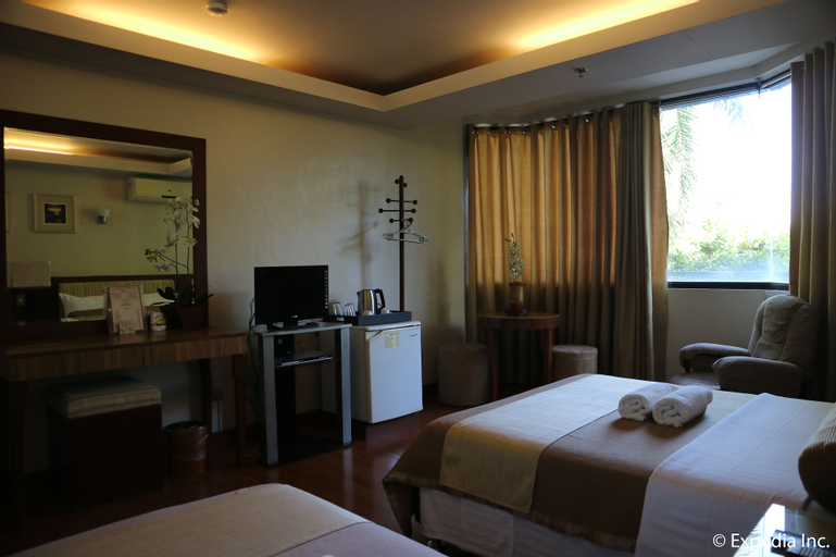 Splash Suites Hotel Laguna, Los Baños