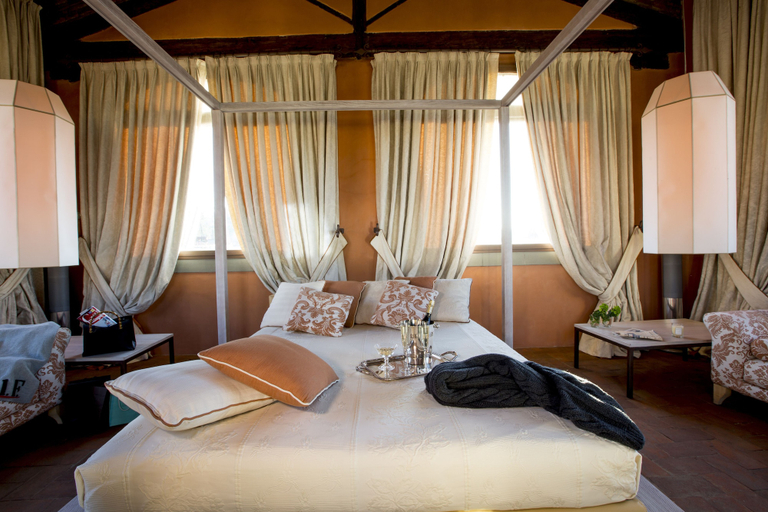 Bedroom 5, Torre Mannelli Suites, Florence