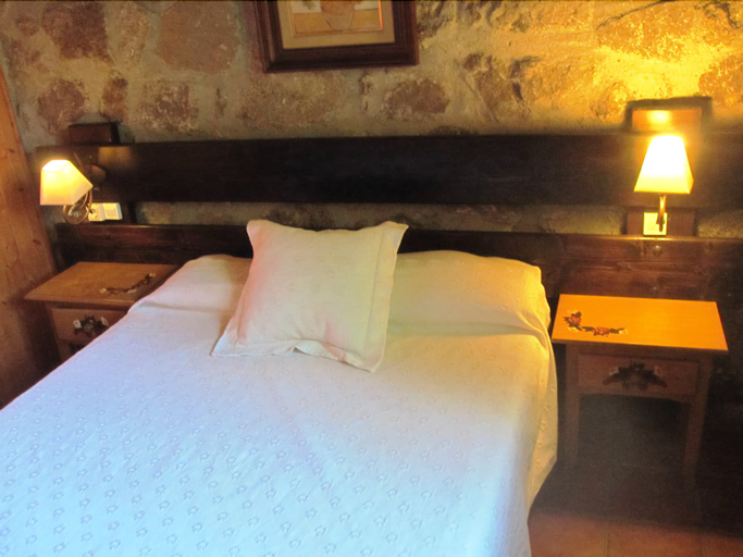 Bedroom 4, Camping Bungalows Rio Jerte, Cáceres