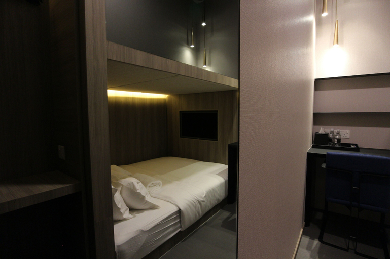 Bedroom 14