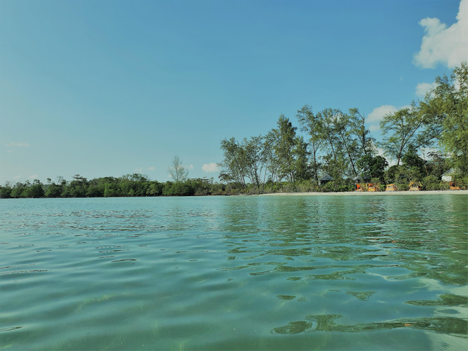 Koh Rong Love Resort, Botum Sakor