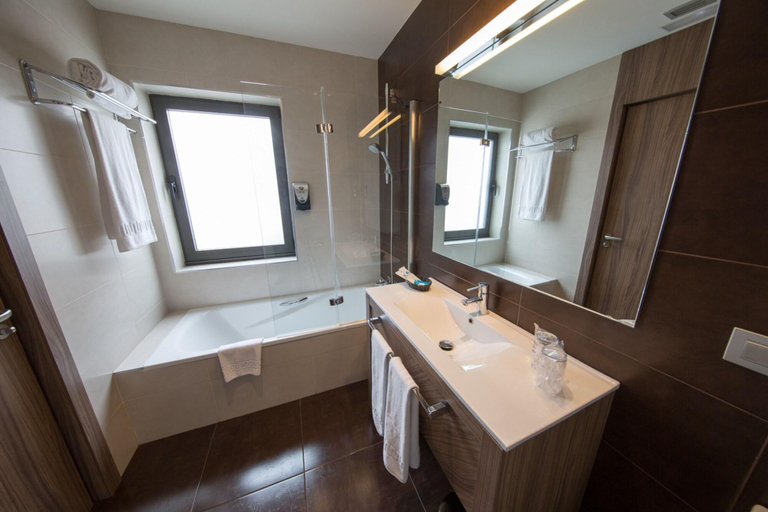 Bathroom 4, Aroi Ponferrada, León