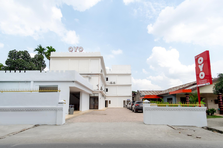 OYO 2895 Paranginan Residence, Medan