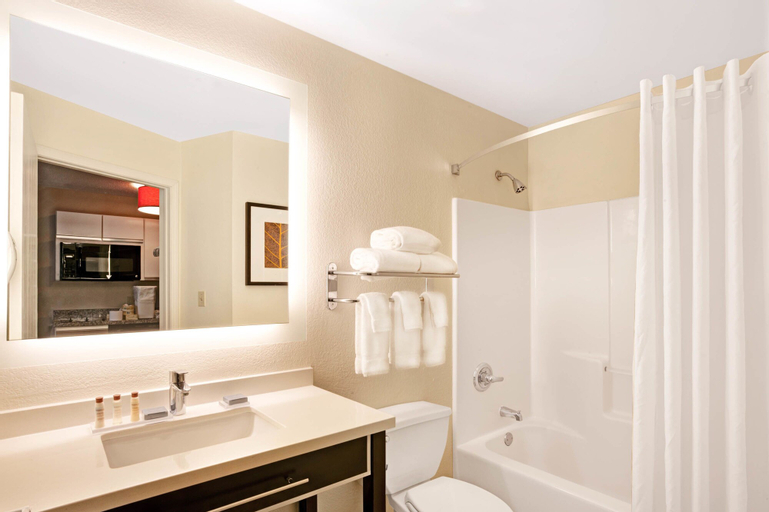 Bathroom 9