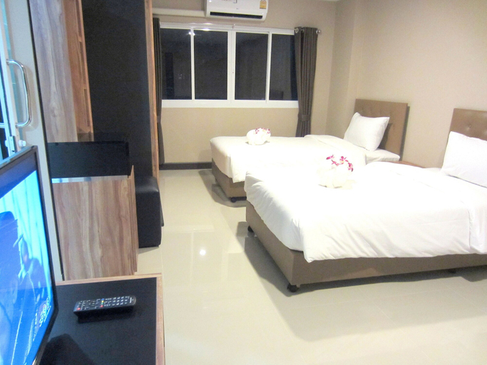 Bedroom 4, Life Grand Hotel, Muang Chiang Mai
