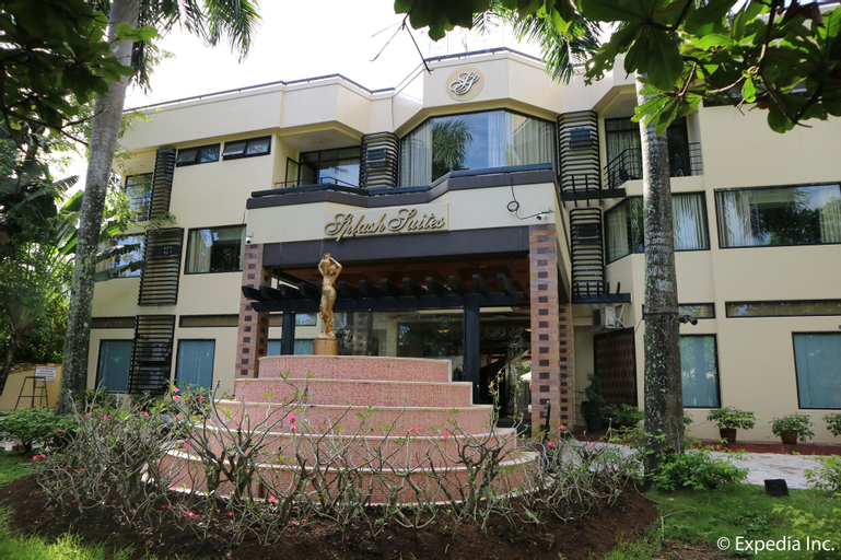 Splash Suites Hotel Laguna, Los Baños