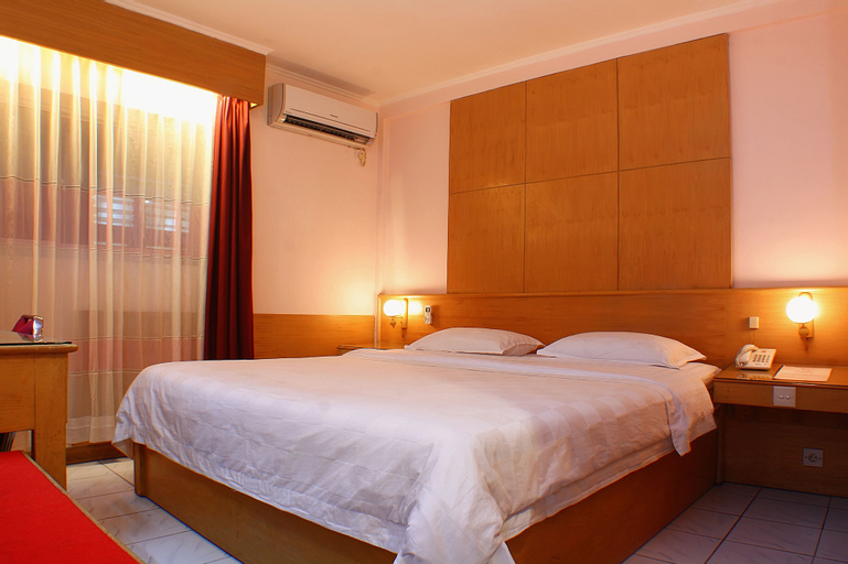 Hangtuah Hotel, Padang