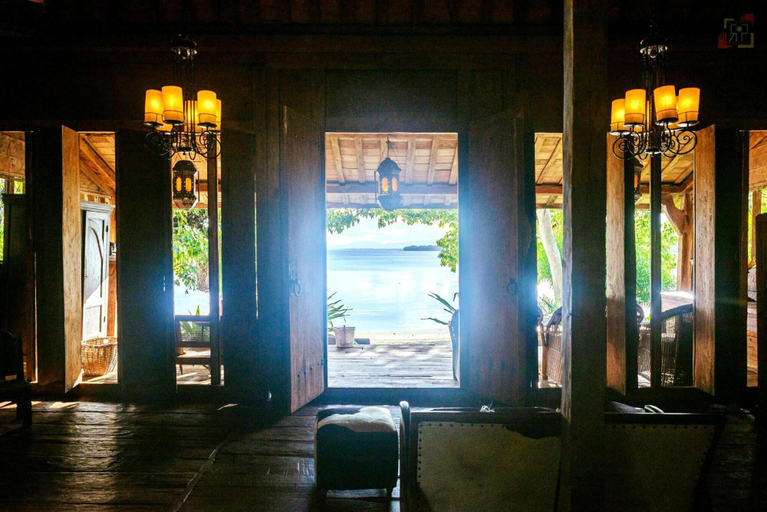 Public Area 4, Ratua Private Island Resort, Canal - Fanafo