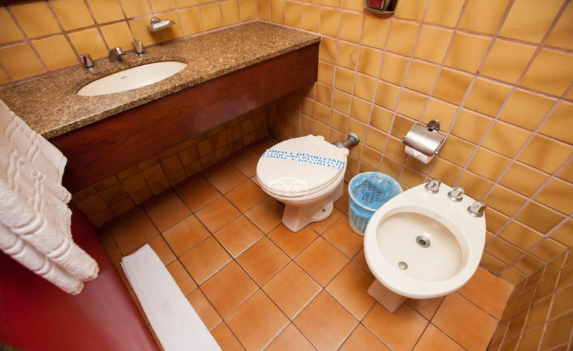 Bathroom 4, Baia Cabrália Hotel, Santa Cruz Cabrália