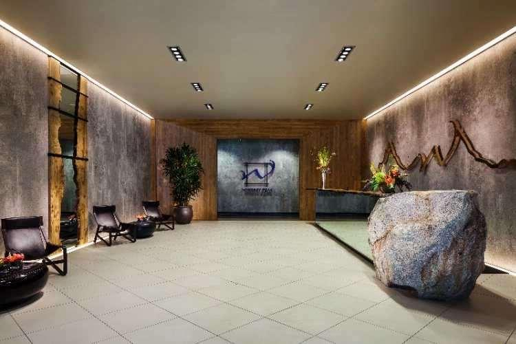 Whitney Peak Hotel, Washoe