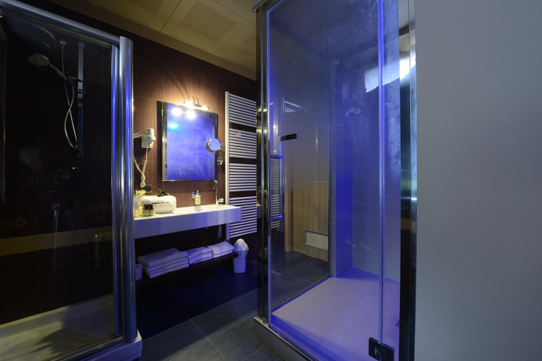 Bedroom 4, Hotel Guglielmo Boutique Hotel Wellness & Spa, Catanzaro