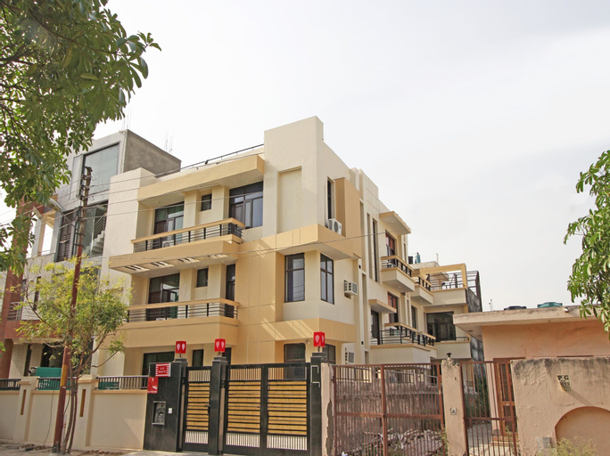 OYO Flagship 140 Noida Expressway Boulevard, Gautam Buddha Nagar