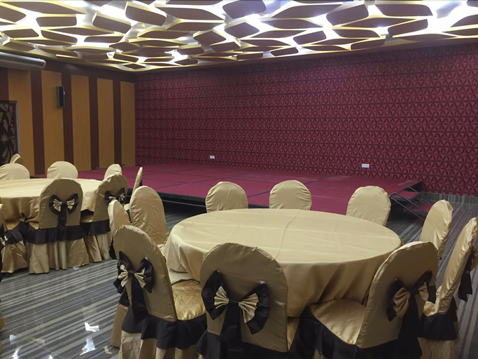 Food & Drinks, Hotel Graver Inn International, Patuakhali