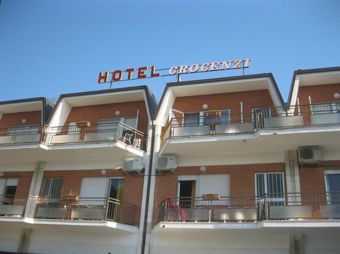 Hotel Crocenzi,