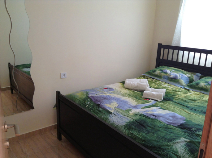 Bedroom 4, Arendalzrail Apartments - Bar Shaul St. 6