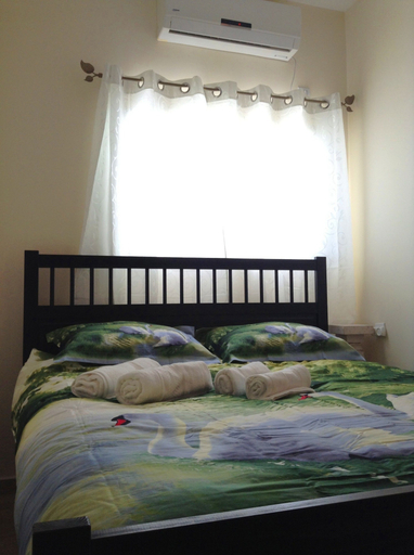 Bedroom 2, Arendalzrail Apartments - Bar Shaul St. 6
