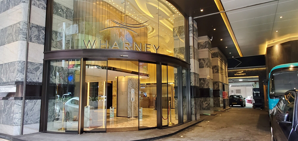 The Wharney Guang Dong Hotel, Wan Chai