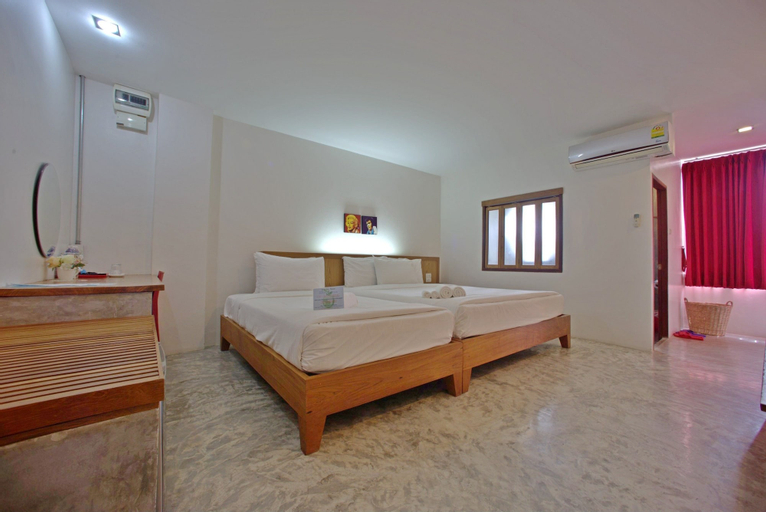 J2 Hotel, Mae Sot