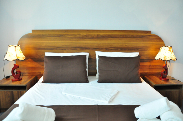 Reness Hotel Kobuleti, Kobuleti