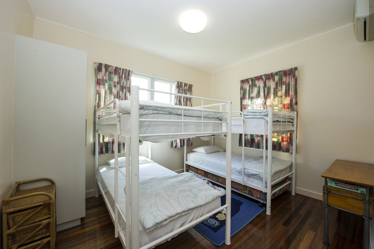 Bedroom 3, Picnic Bay Apartments Unit 4, Magnetic Island