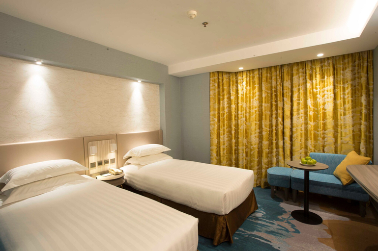 The Wharney Guang Dong Hotel, Wan Chai