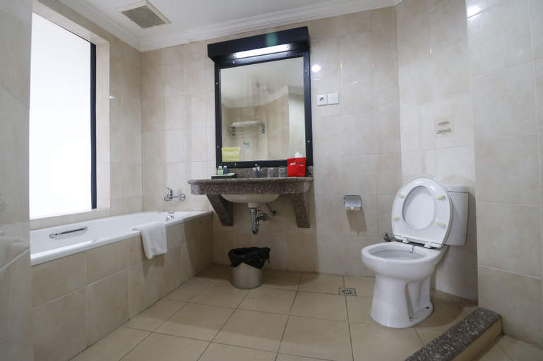 RedDoorz Premium @ Bukit Damai Indah, Balikpapan