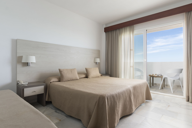 Bedroom 3, Hotel Palia La Roca, Málaga