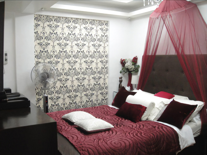JLT Condo Units, Quezon City