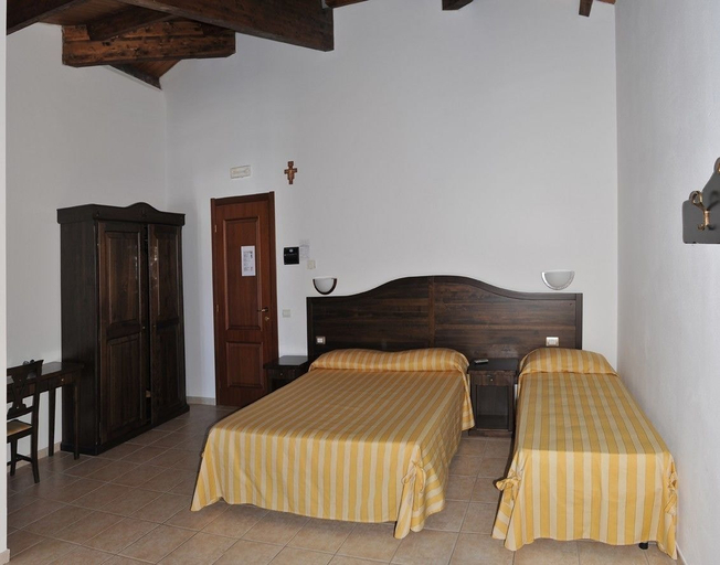 Bedroom 3, Hotel Pietrapanna, Potenza