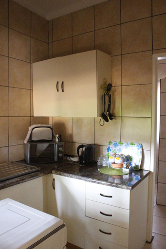 Bedroom 3, African Sky Guest Accommodation, West Rand