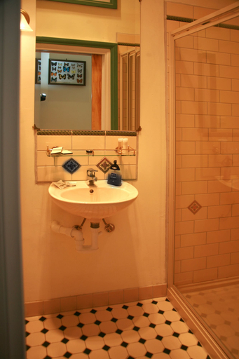 Bathroom 4, Annesley House, Glenelg - Portland