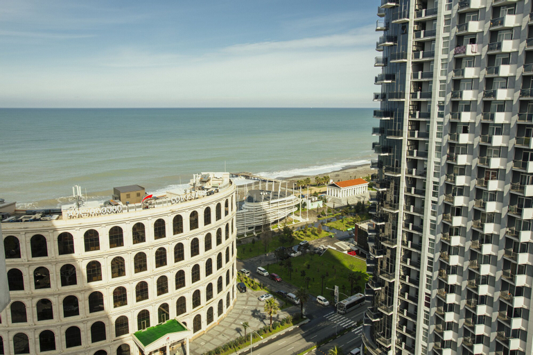 Royal Apartments, Batumi