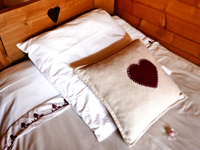 Bedroom 3, Chez Mamie Anna, Savoie