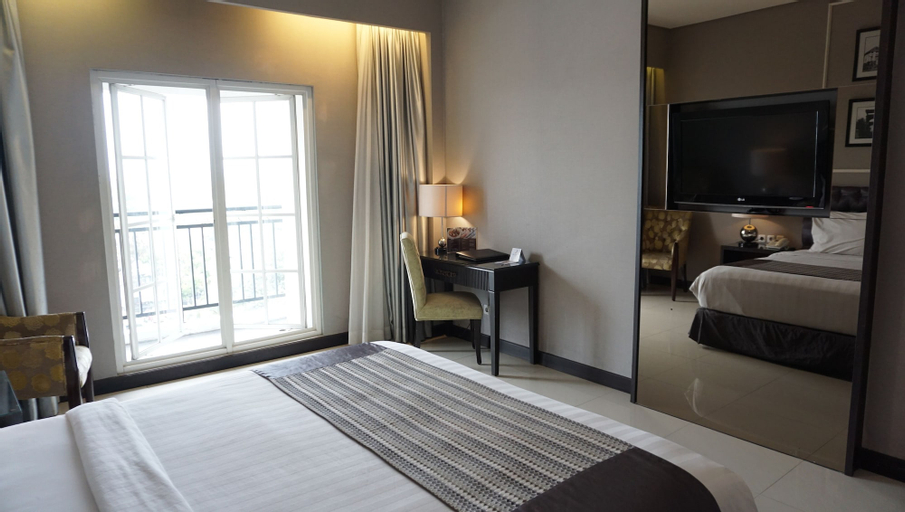 Bedroom 13