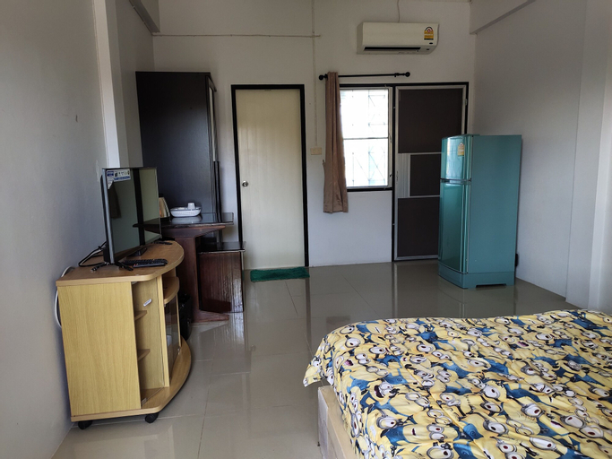 M2M Room, Ban Bung