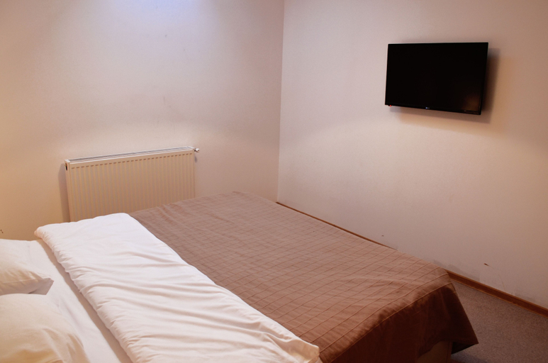 Bedroom 4, Hill Residence, Brasov