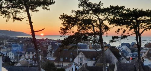 Superbe Vue Mer a 2 Minutes de Deauville, Calvados