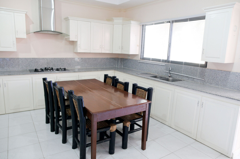 Luzmin BH - Cottages and Bungalows, Oslob