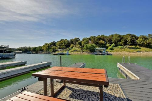 6107 Hudson Bend Rd Home, Travis